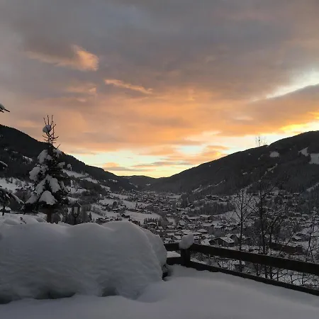 Dolcevita - Family Aparment 300 M From Slope Апартаменти